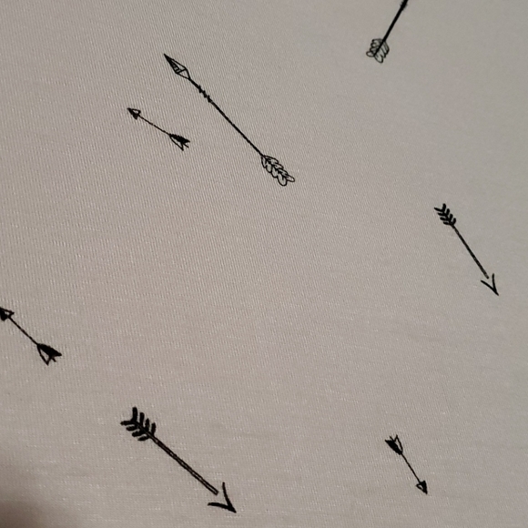 Top - Picture 4 of 8